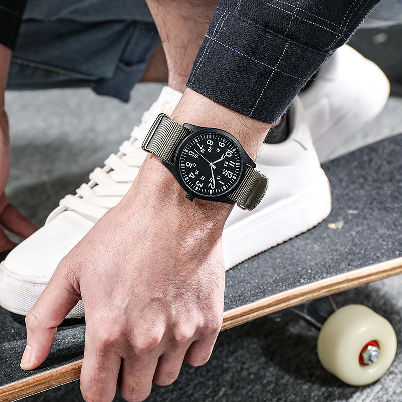 Stylish Watch for Outdoor Use – Robust and Reliable